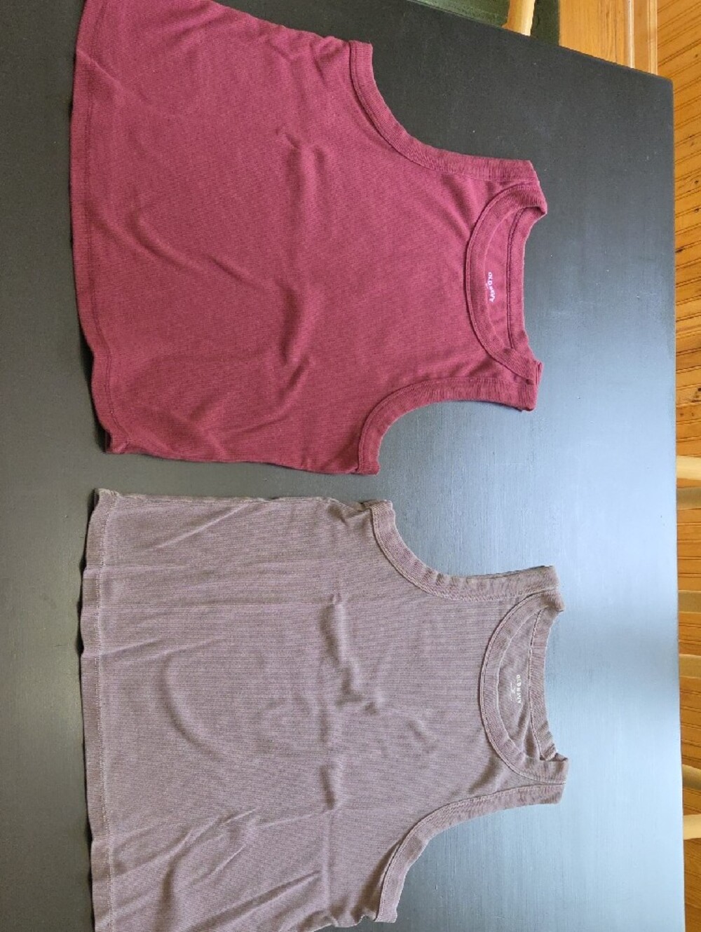 6 GAP or Old Navy Tanks - Picture 6 of 11